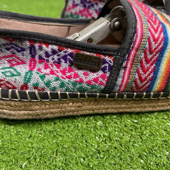 Women’s Inkkas Slip Ons SZ 8 Southwest Aztec Pattern Espadrille EUC summertime - Picture 2 of 8